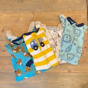 Carters PJ/sleep set